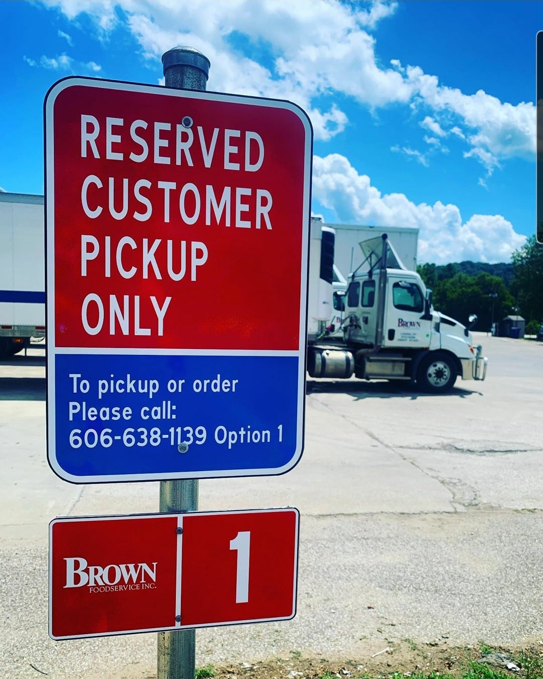 Touchless Order Pick Up Parking